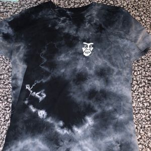 Obey t-shirt